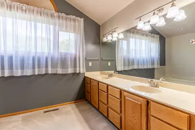 6320 Old Hunters Run, Rockford, IL 61114 - Photo 37