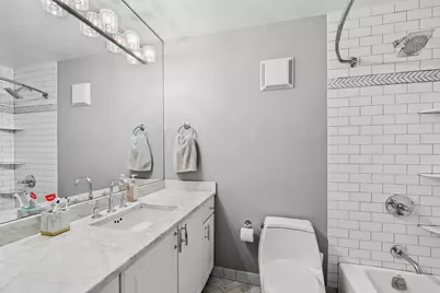 111 E Chestnut Street #47F, Chicago, IL 60611 - Photo 15