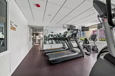 111 E Chestnut Street #47F, Chicago, IL 60611 - Photo 17