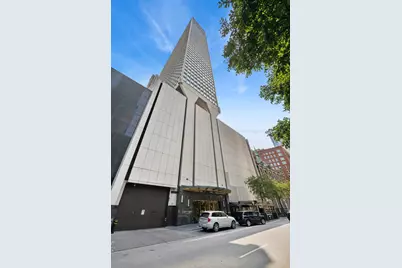 111 E Chestnut Street #47F, Chicago, IL 60611 - Photo 1