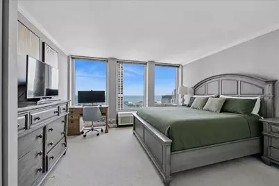 111 E Chestnut Street #47F, Chicago, IL 60611 - Photo 13