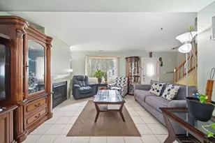 865 Oxford Pl, Wheeling, IL 60090 - Photo 3