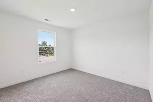2251 Cobble Spgs Dr, Wonder Lake, IL 60097 - Photo 19