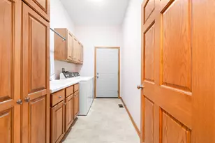 403 Jake Ct, Hampshire, IL 60140 - Photo 31