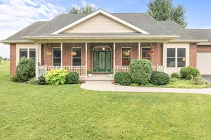403 Jake Ct, Hampshire, IL 60140 - Photo 35