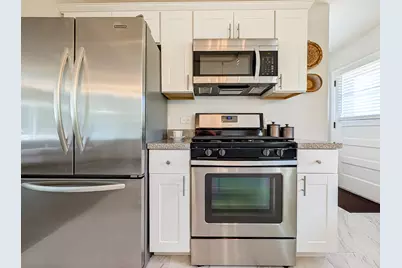 1005 E Irving Park Road, Itasca, IL 60143 - Photo 13