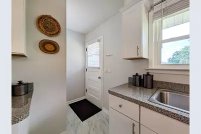 1005 E Irving Park Road, Itasca, IL 60143 - Photo 19