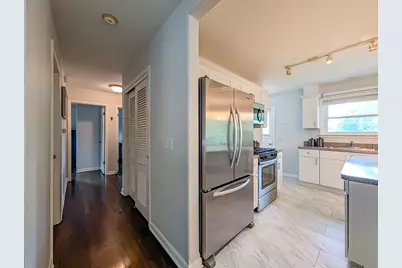 1005 E Irving Park Road, Itasca, IL 60143 - Photo 25