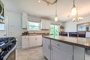 1005 Irving Park Rd, Itasca, IL 60143 - Photo 15