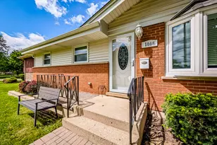 1005 Irving Park Rd, Itasca, IL 60143 - Photo 3