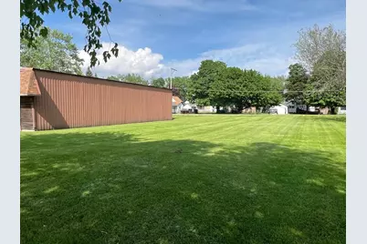 125 N Mason Avenue, Amboy, IL 61310 - Photo 3