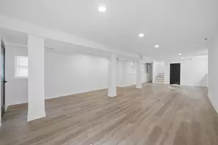 638 E 65th St, Chicago, IL 60637 - Photo 15