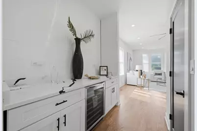 638 E 65th Street, Chicago, IL 60637 - Photo 5