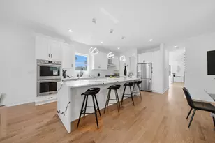 638 E 65th St, Chicago, IL 60637 - Photo 7