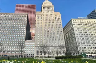 310 S Michigan Ave, Chicago, IL 60604 - Photo 3