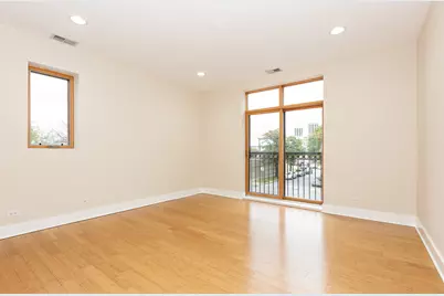5766 N Lincoln Avenue #301, Chicago, IL 60659 - Photo 11