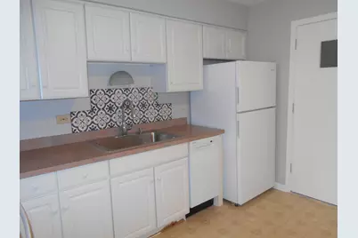 2000 N Parkside Drive #2C, Park Ridge, IL 60068 - Photo 9