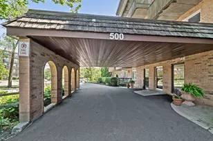 500 Redondo Dr, Downers Grove, IL 60516 - Photo 17