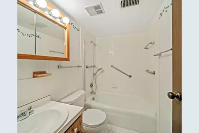 500 Redondo Drive #205, Downers Grove, IL 60516 - Photo 13