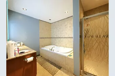 6582 Tealwood Drive, Lisle, IL 60532 - Photo 11