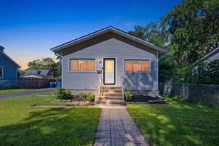 14538 Hamlin Ave, Midlothian, IL 60445 - Photo 1