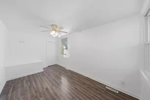 14538 Hamlin Ave, Midlothian, IL 60445 - Photo 21