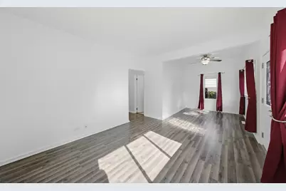 14538 Hamlin Avenue, Midlothian, IL 60445 - Photo 5