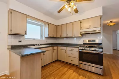 3552 N Oleander Avenue #205, Chicago, IL 60634 - Photo 7