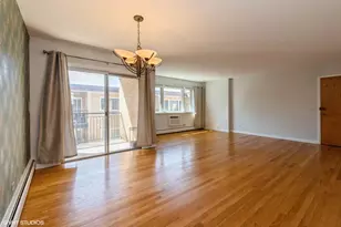 3552 N Oleander Ave, Chicago, IL 60634 - Photo 3