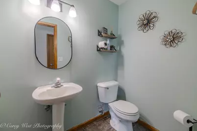 1246 Ivy Street, Dekalb, IL 60115 - Photo 17