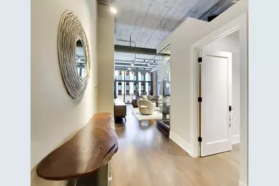 333 W Hubbard Street #617, Chicago, IL 60654 - Photo 25