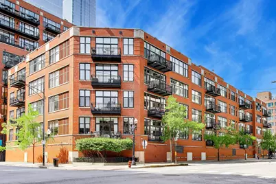 333 W Hubbard Street #617, Chicago, IL 60654 - Photo 1