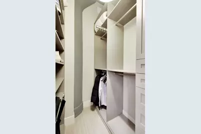 333 W Hubbard Street #617, Chicago, IL 60654 - Photo 19