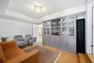 330 Sutcliffe Cir, Vernon Hills, IL 60061 - Photo 3