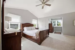 330 Sutcliffe Cir, Vernon Hills, IL 60061 - Photo 11