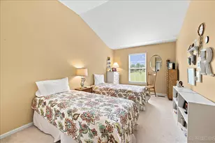 253 Larsdotter Ln, Geneva, IL 60134 - Photo 19