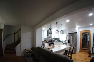 5153 W 64th Pl, Chicago, IL 60638 - Photo 3
