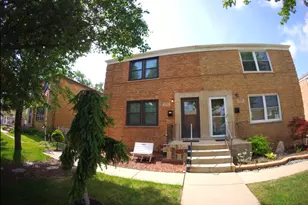 5153 W 64th Pl, Chicago, IL 60638 - Photo 1