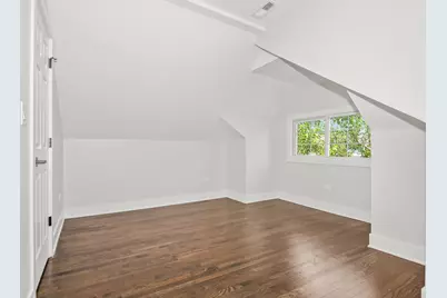 5529 W Cornelia Avenue, Chicago, IL 60641 - Photo 23