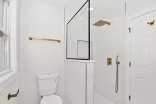5529 W Cornelia Ave, Chicago, IL 60641 - Photo 19