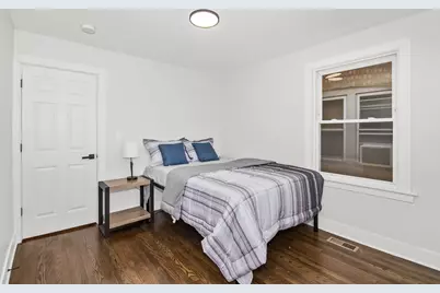 5529 W Cornelia Avenue, Chicago, IL 60641 - Photo 15