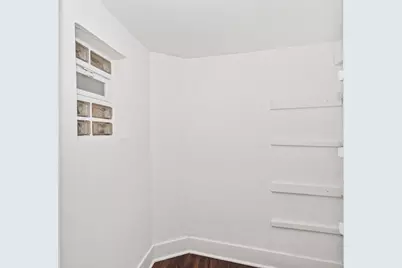 5529 W Cornelia Avenue, Chicago, IL 60641 - Photo 37