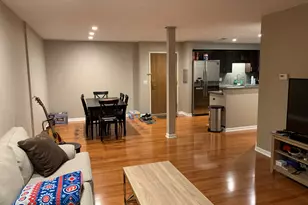 815 Leicester Rd, Elk Grove Village, IL 60007 - Photo 5
