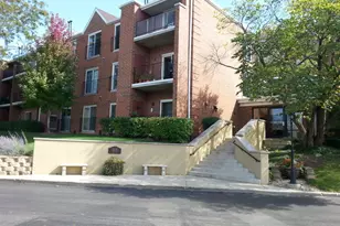 815 Leicester Rd, Elk Grove Village, IL 60007 - Photo 1