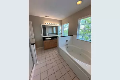 1282 Walnut Glen Drive, Crystal Lake, IL 60014 - Photo 21