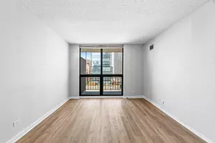 33 W Delaware Pl, Chicago, IL 60610 - Photo 9