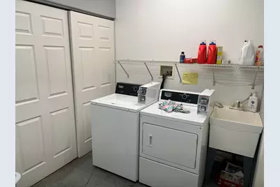 4822 W Berteau #G, Chicago, IL 60641 - Photo 9