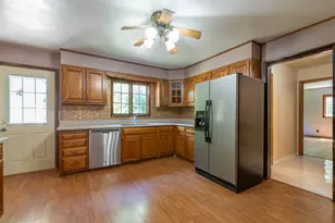 23 Elizabeth Cir, Freeport, IL 61032 - Photo 15