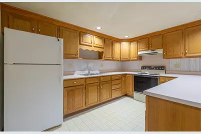 23 Elizabeth Circle, Freeport, IL 61032 - Photo 41