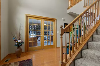 706 W Hampton Avenue, Loves Park, IL 61111 - Photo 3